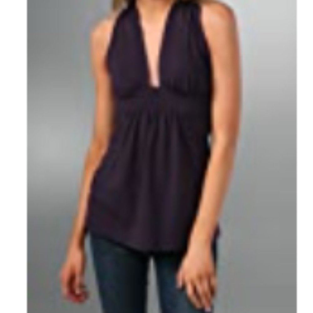 Susana Monaco purple keyhole cross back top, S
